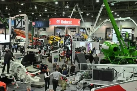 Hall du salon World of Concrete lors d’une édition précédente